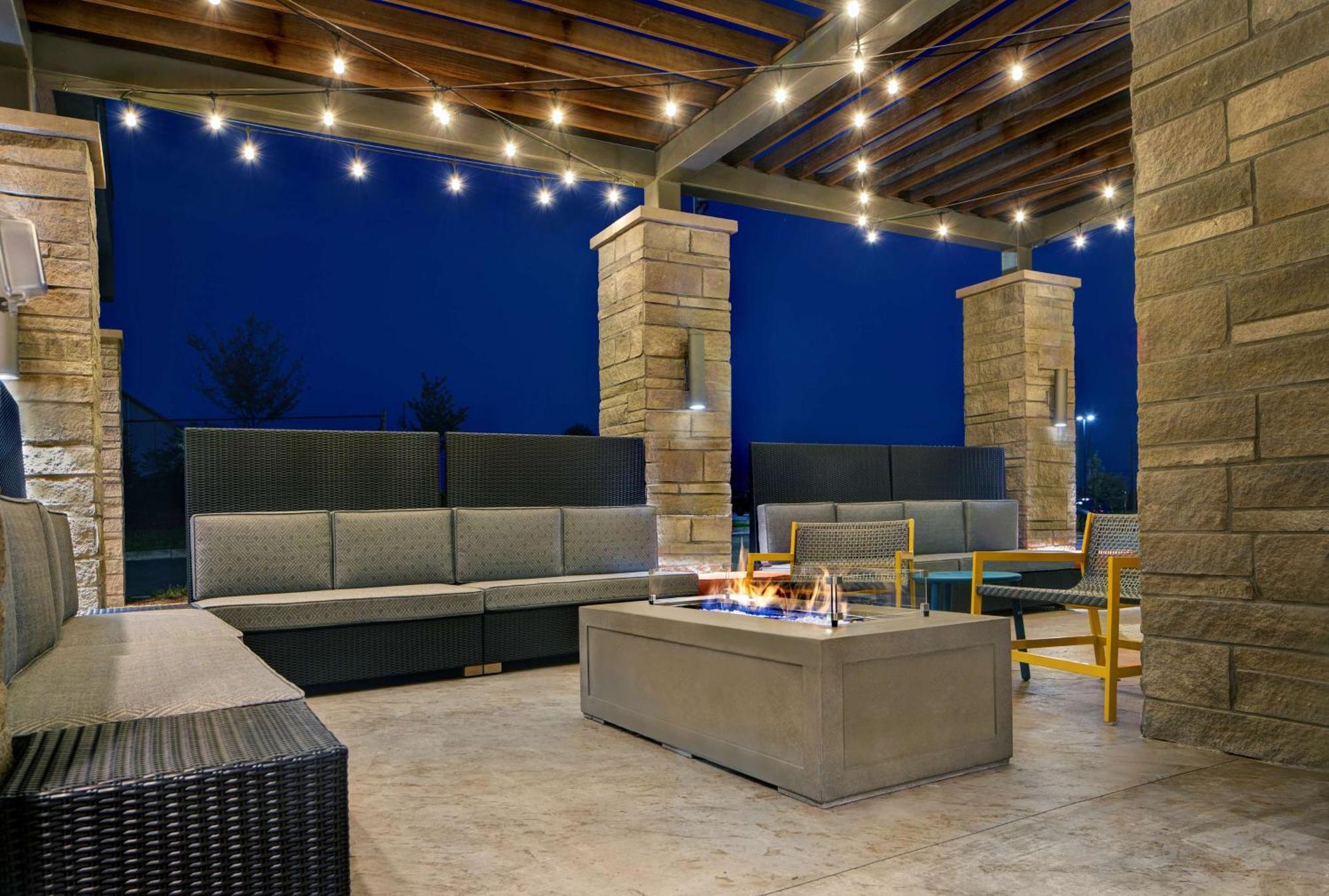 Home2 Suites By Hilton Asheville Airport Arden Exterior photo